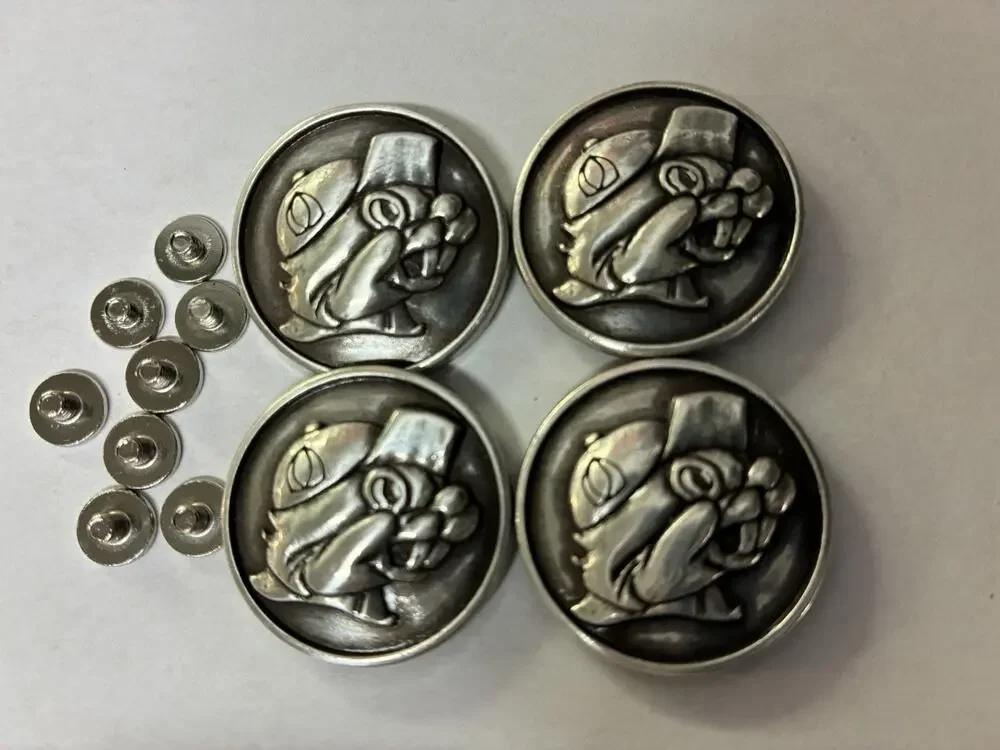 Lot of 4 Buc-ee’s Conchos with Screws 1 1/4” Wide